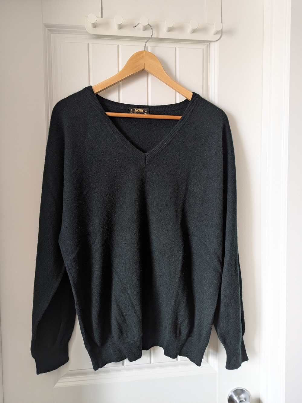 Cashmere Dark Green V-Neck Sweater